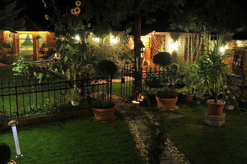 Sopron Eszter Apartman Pokoj fotografie