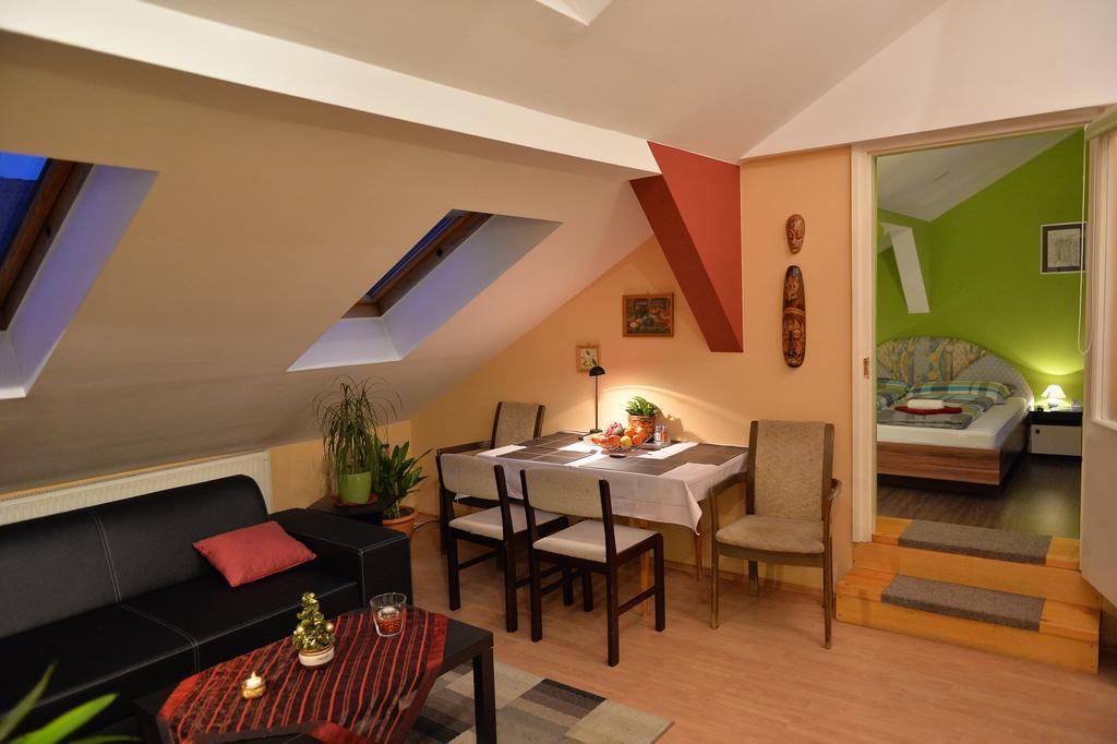 Sopron Eszter Apartman Pokoj fotografie